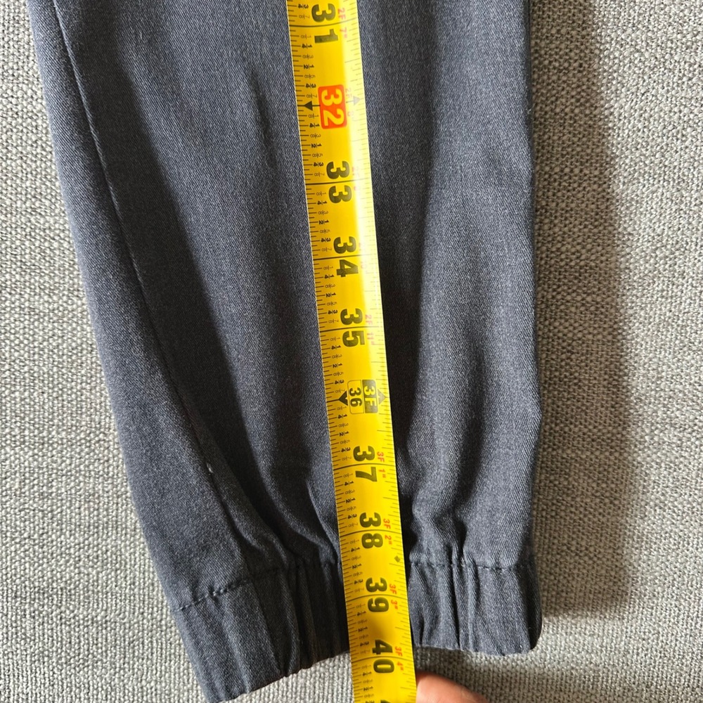 Old Navy Modern Jogger Mens Size Medium Gray Built-In Flex Tapered Pants - Picture 7 of 10